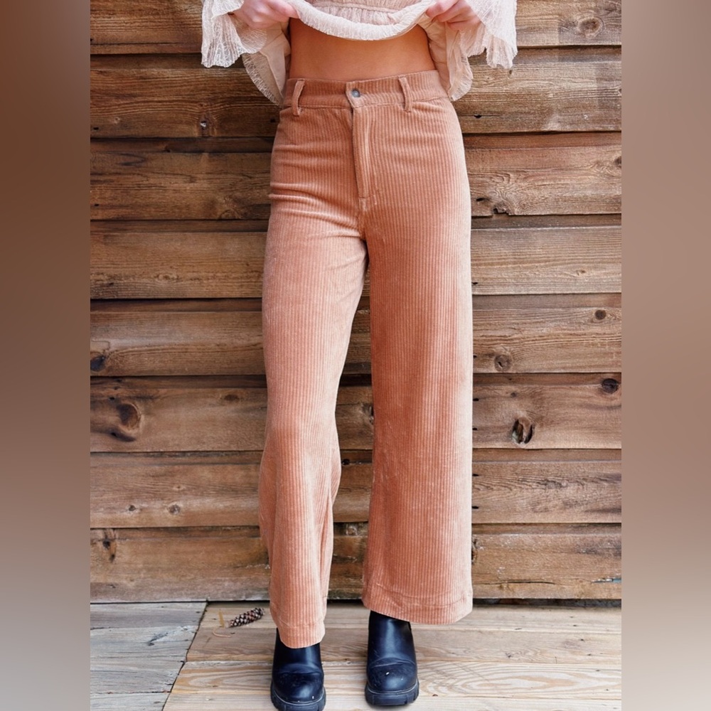 Z Supply Prospect Knit Cord Pants in Camel Size S EUC